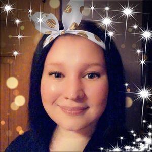 Meet your Posher, Michele